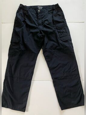5.11 Tactical Men's Black Cargo Pants - Tactical Utility Style uniform 38/30
